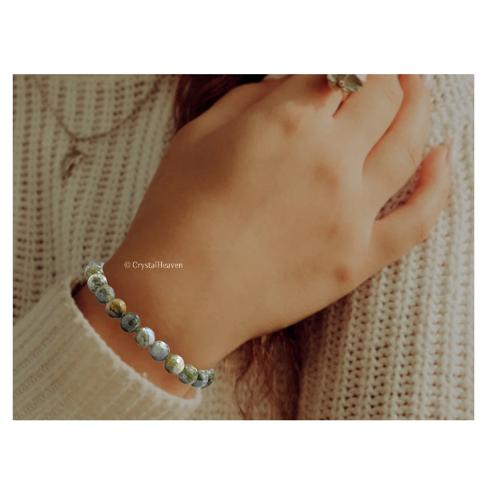 Labradorite Bracelet (Faceted-Stretchable)