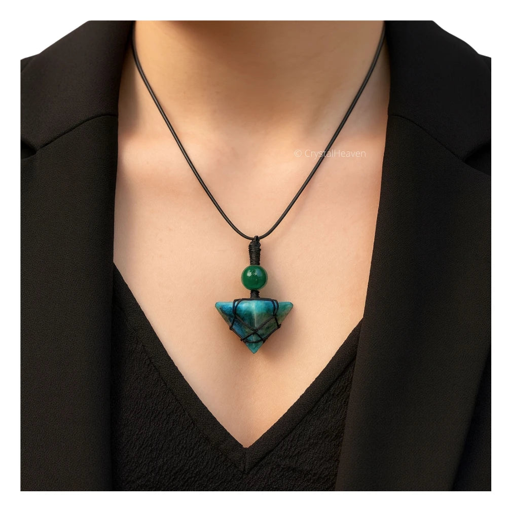 Moss Agate Pyramid Macrame Pendant Necklace