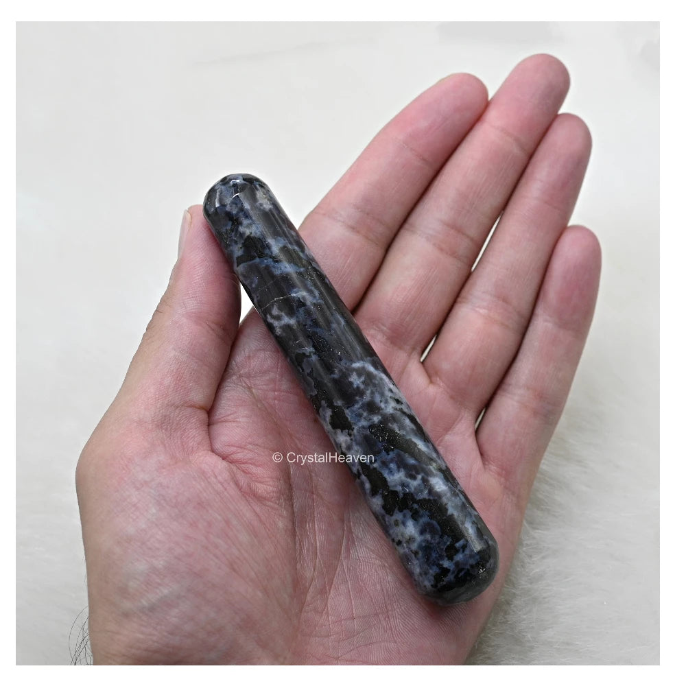 Indigo Gabbro Wand