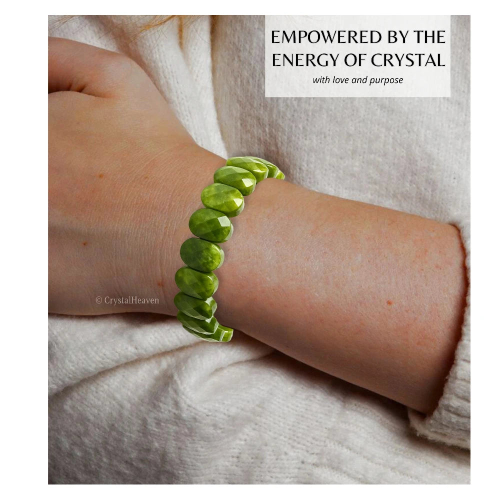 Green Jade Faceted Beads Bracelet - Oval Stone