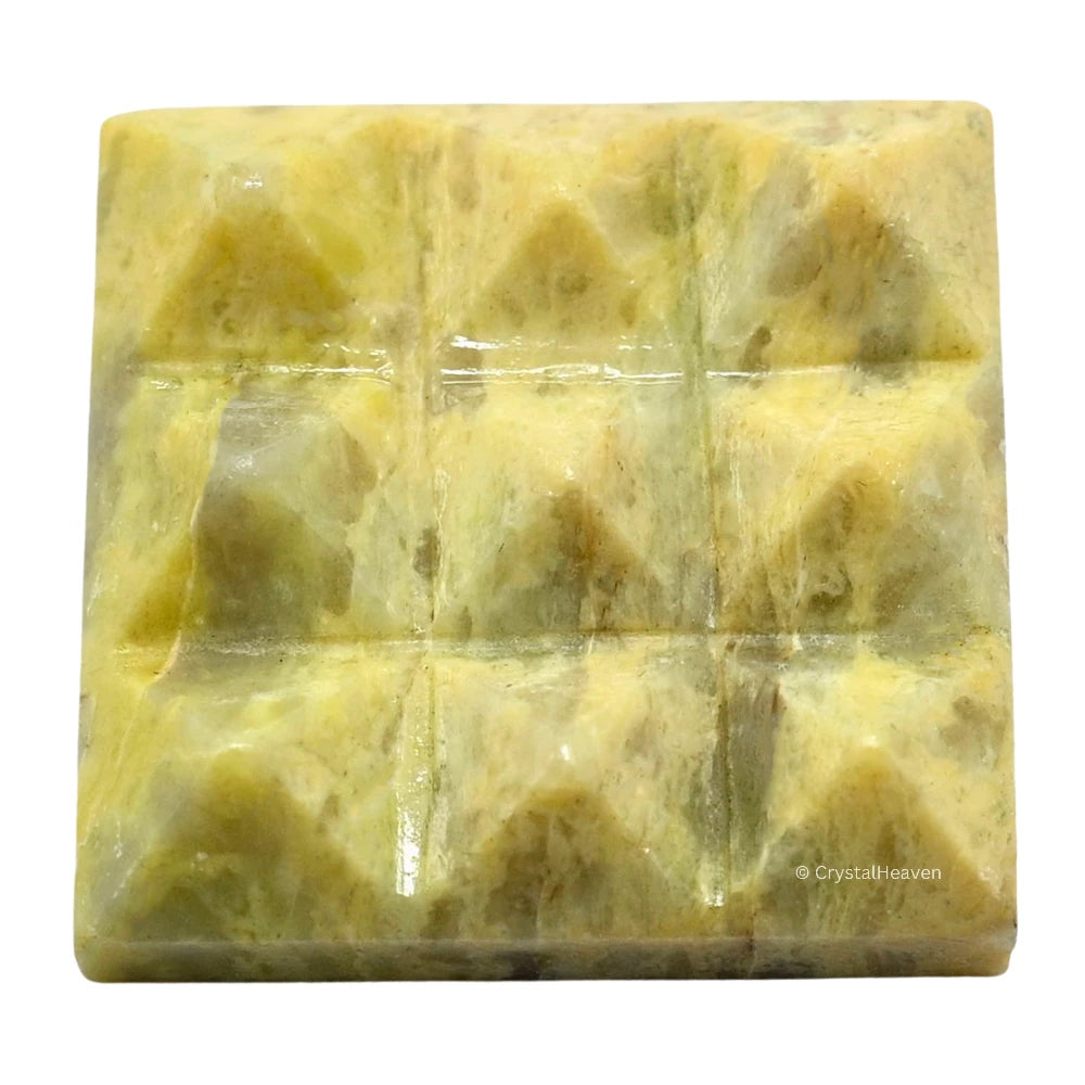Serpentine 9 Pyramid Plate