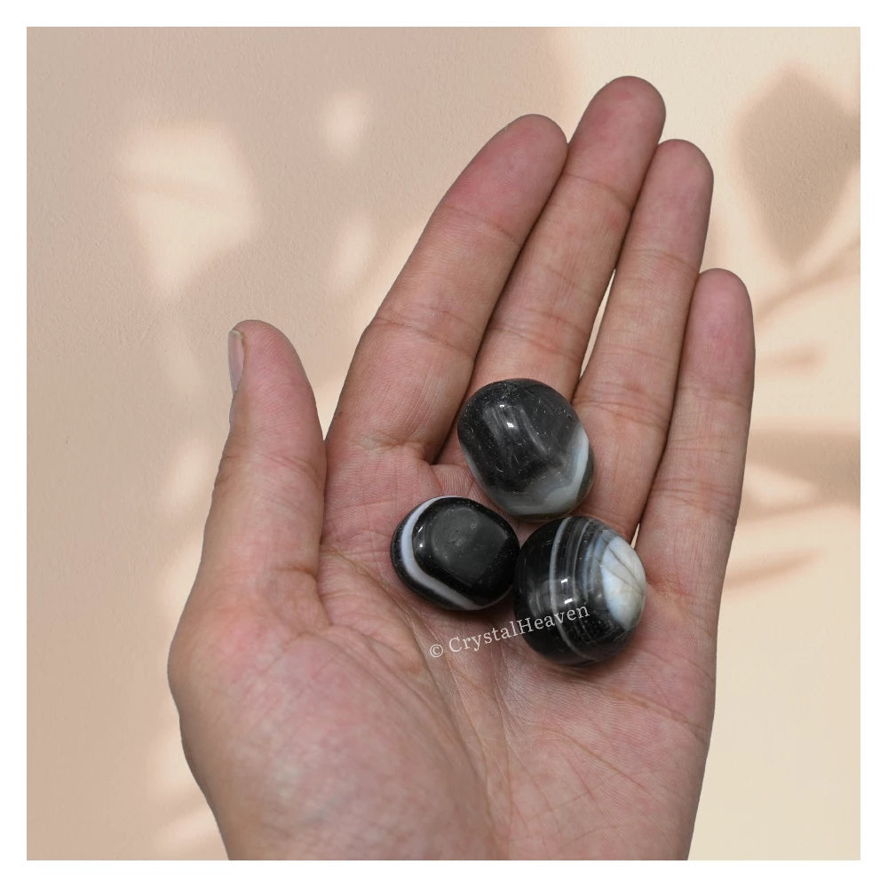 Tumbled Black Sulemani Hakik Stone (30 Gram)