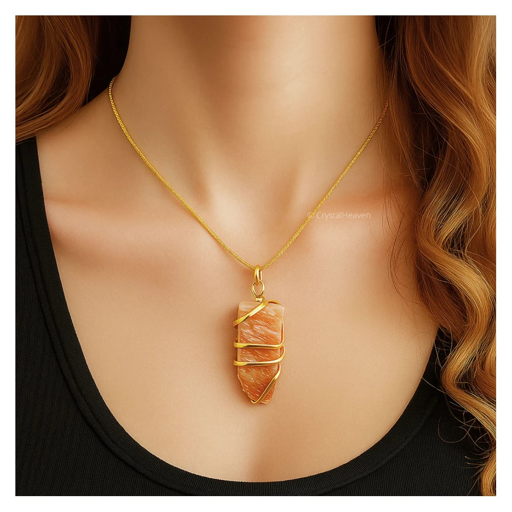 Peach Moonstone Necklace - Raw Crystal (Gold)