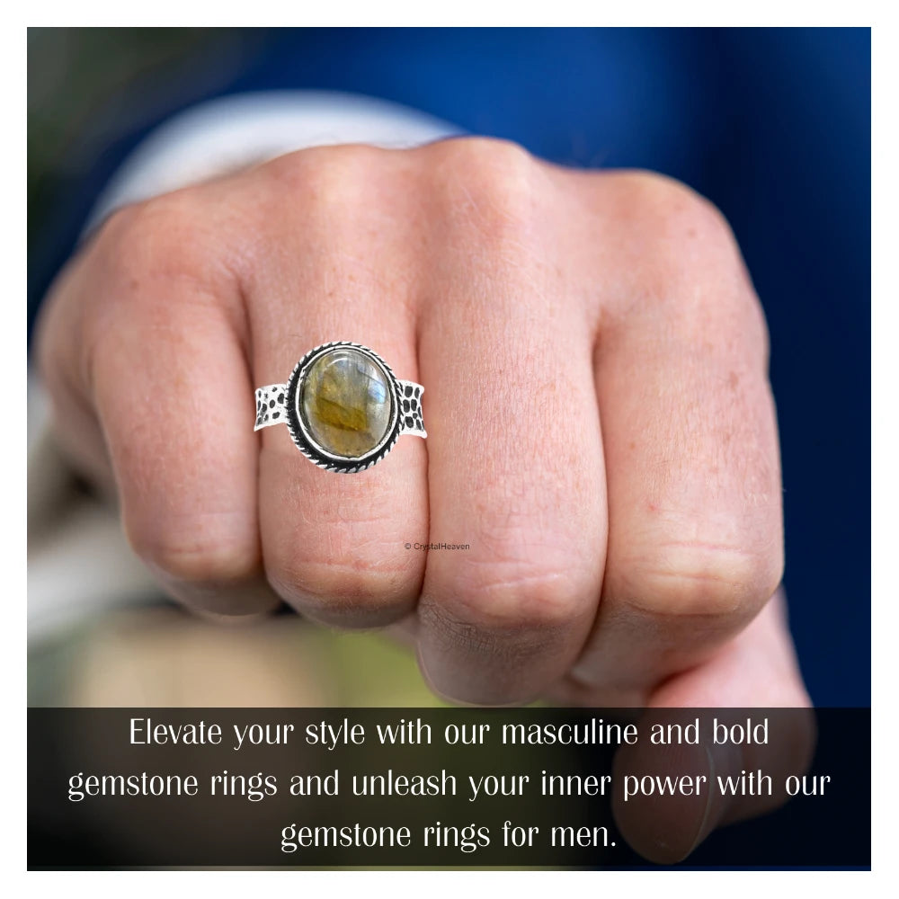 Labradorite Ring (Silver/Oval)