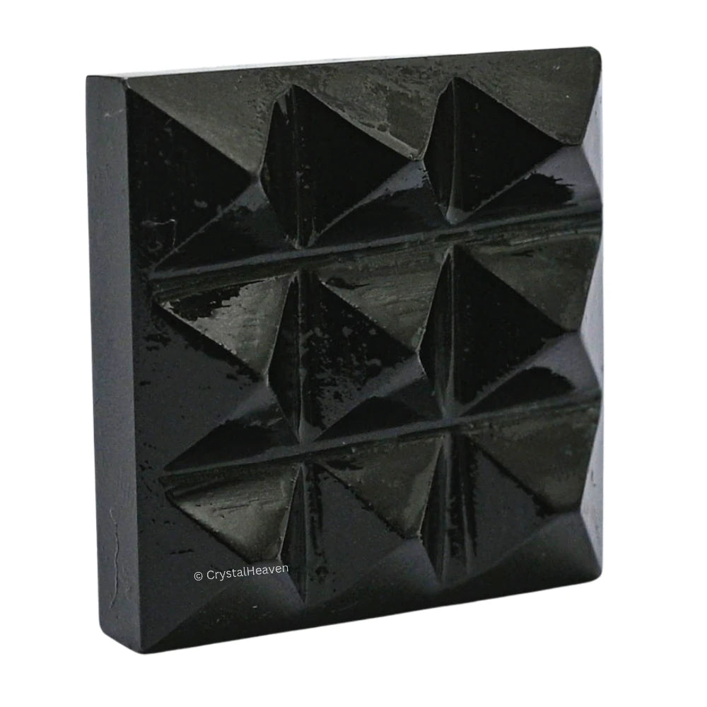 Black Obsidian 9 Pyramid Plate