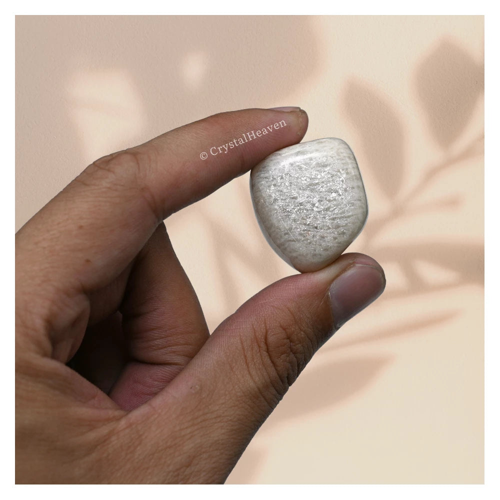Tumbled Cream Moonstone Stones (30 Gram)