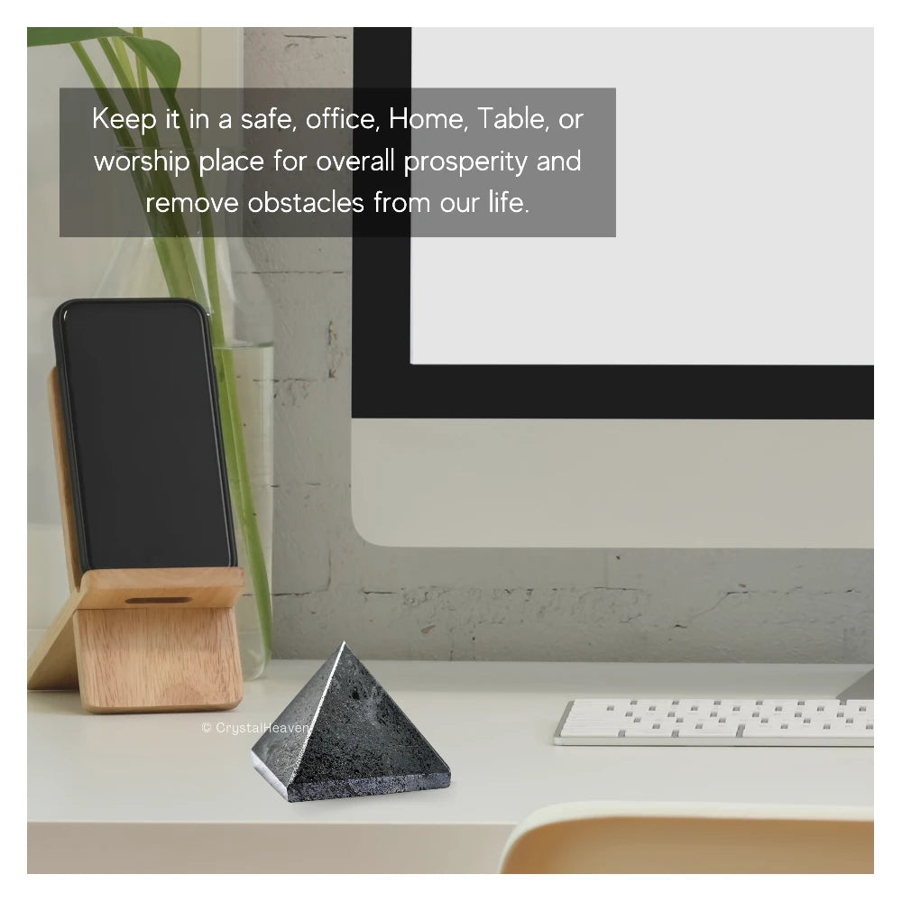 Hematite Pyramid (1.5 Inch)