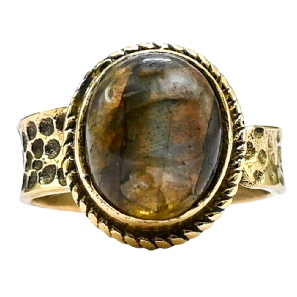 Labradorite Ring (Gold/Oval)